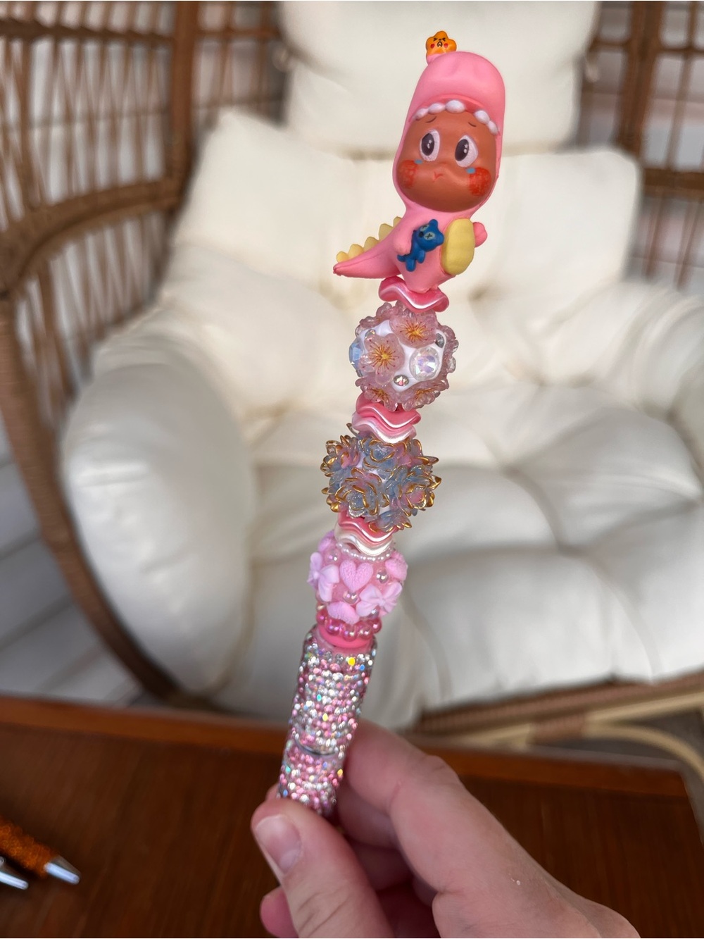 Twinkle twinkle Dino beaded pen (medium size extended)